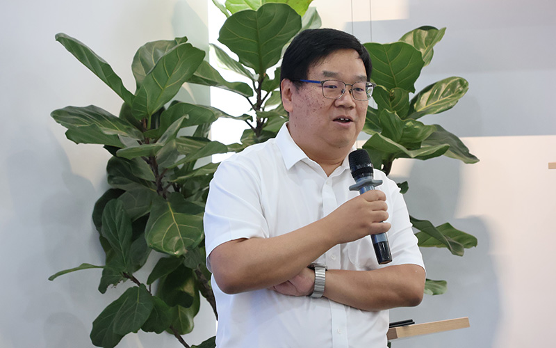 张聚明致辞.jpg